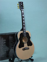 ギブソン アコースティック・ギター “J-200”　1/5スケール ミニ・レプリカ 「ロン・ウッド(ローリング・ストーンズ)」 